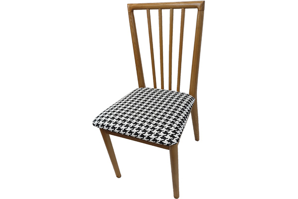 胡桃木色實木餐椅